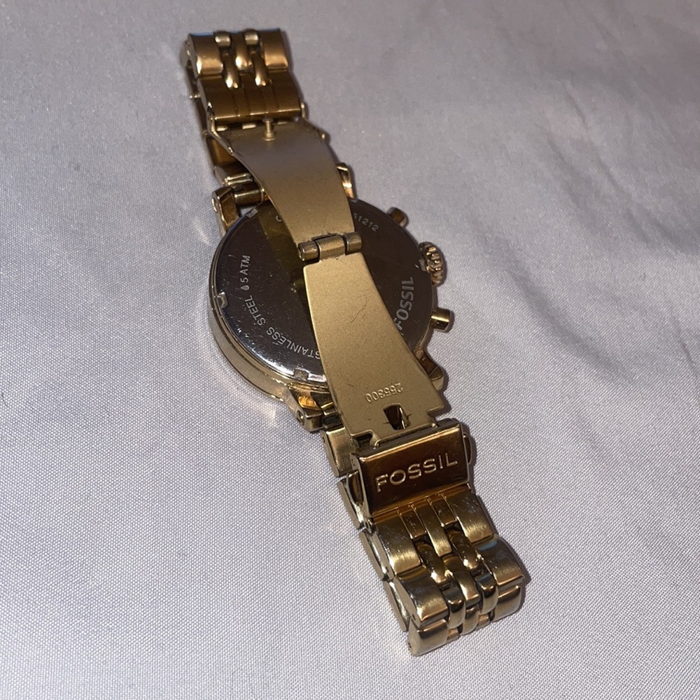 Fossil Watch - Picture 4 of 6